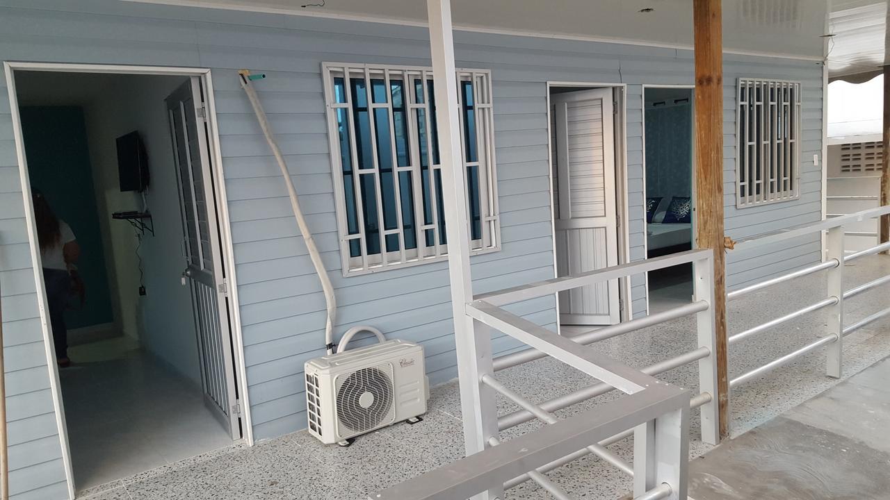 Islander'S Blue House Otel San Andrés Dış mekan fotoğraf